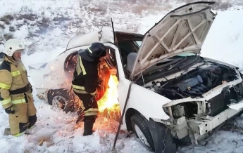 В России восемь человек погибли при столкновении двух легковушек