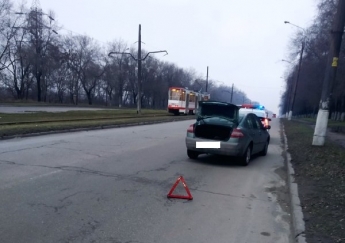 Водитель Renault в Запорожье сбил пешехода (фото)