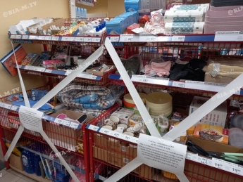 Локдаун с перегибами - как в Мелитополе в первый день запрета магазины и рынки работают (фото)