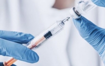 ВОЗ взаимодействует с 15 производителями вакцин от COVID-19