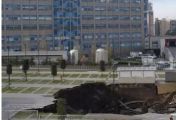 В Италии прогремел взрыв возле "ковидной" больницы: фото и видео гигантской воронки