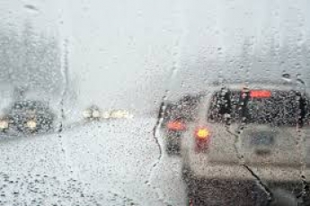 Снег с дождем и гололедица - мелитопольских водителей спасатели предупреждают об опасности