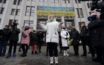 В Тернополе предприниматели протестуют против карантина: "Дайте жить" (фото, видео)