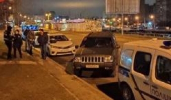 Умер прямо в машине: в Киеве произошла трагедия с водителем такси, фото