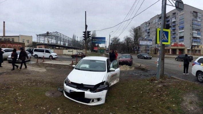 Под Днепром в ДТП погибла девочка - врач отказался оказать ей помощь: фото, видео и все детали