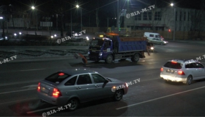 Вниманию автомобилистов - ситуация на дорогах Мелитополя (видео)