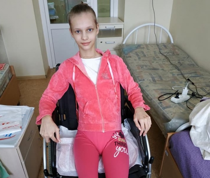 Девочка из перевернувшейся в Запорожье “Таврии” идёт на поправку (ФОТО)