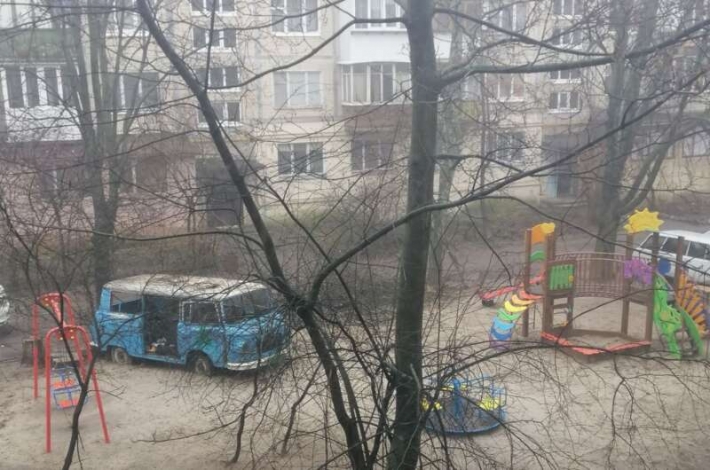 В Киеве насмерть замерз дворник из Индии - мужчину не пустили домой, фото