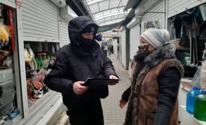 В Мелитополе появился "активист", который борется с нарушителями локдауна