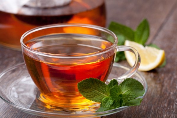 Ученые предположили, что чай может убивать COVID-19 в слюне