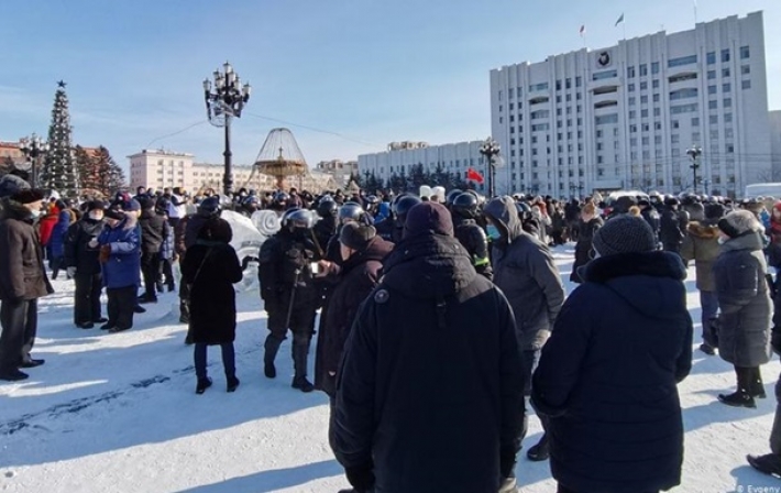 В России начались митинги в поддержку Навального (видео)