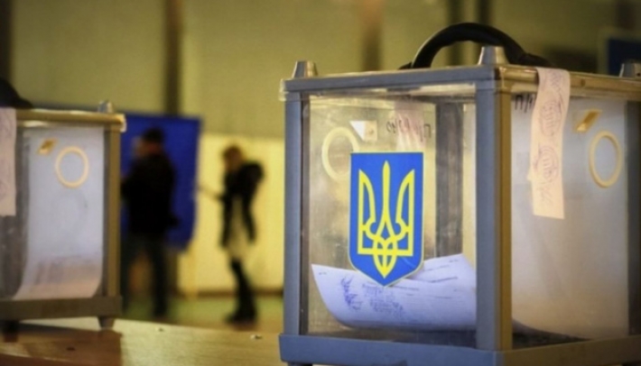 В Украине в 13 областях проходят повторные местные выборы: что нужно знать
