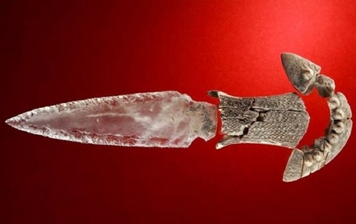 В Испании нашли 5000-летний хрустальный кинжал (фото)