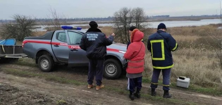 На Киевщине нашли тело рыбака, которого искали два дня (Фото и видео)