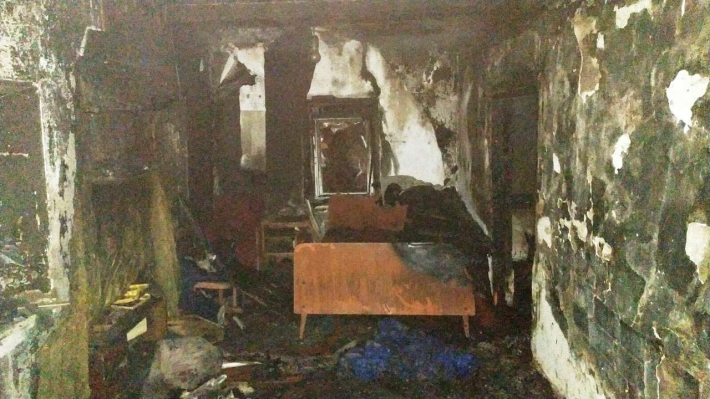 В Запорожской области в результате пожара серьезно пострадал жилой дом (фото)