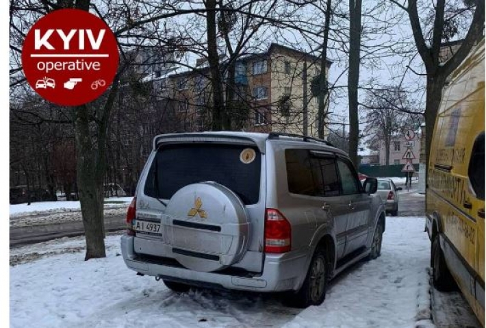 В Киеве водителя жестко наказали за неправильную парковку - 