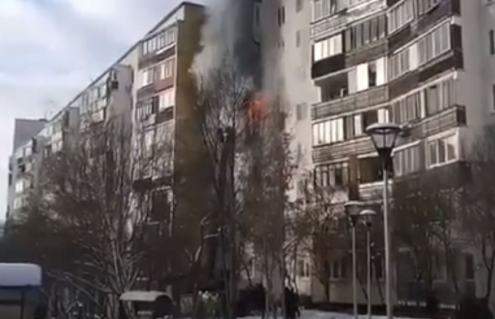 В Москве загорелась многоэтажка - много жертв и пострадавших: жуткие видео пожара