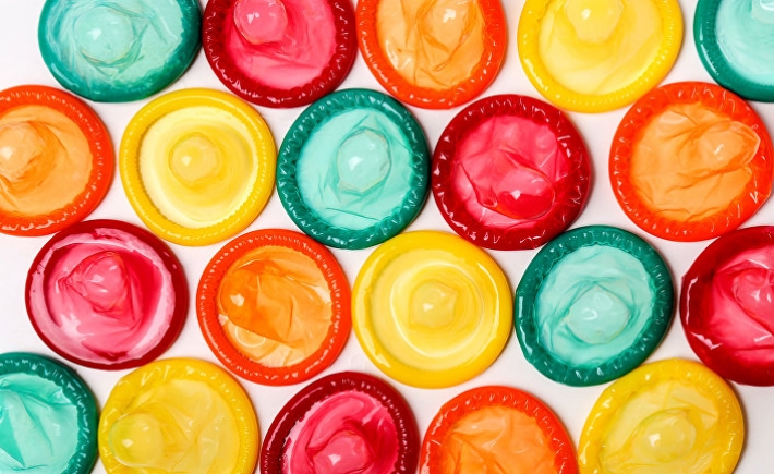 В Мелитополе медики рекламируют презервативы на официальном сайте