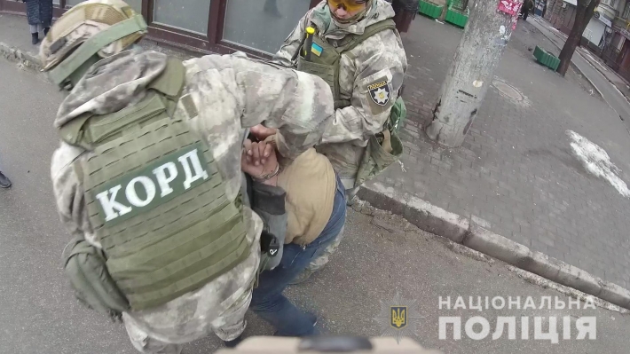 В Запорожье правоохранители задержали грабителя из Винницкой области (фото)