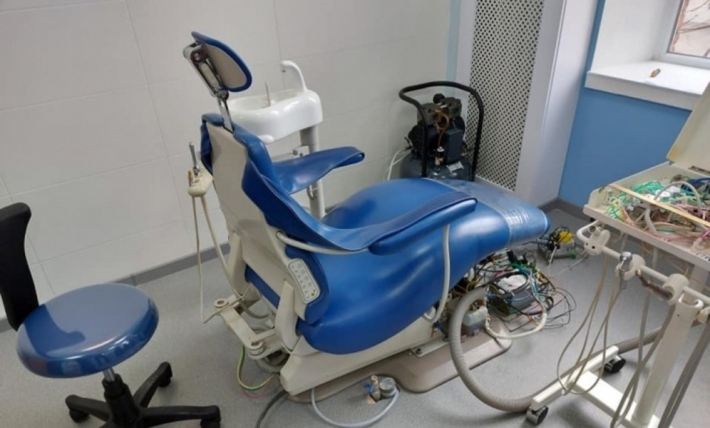 Как частных кабинетах - в Мелитополе коммунальная стоматология получила современное оборудование (фото)