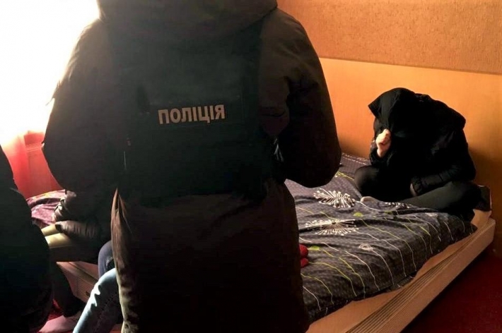 В Днепре полиция накрыла два борделя в съемных квартирах (Фото)