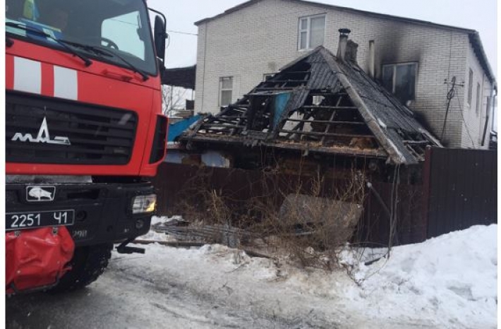 В Киевской области во время пожара погиб 5-летний ребенок: родители ушли в магазин, фото