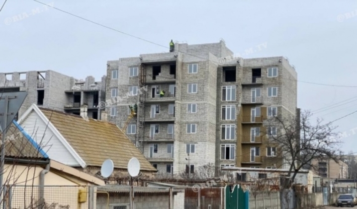 В Мелитополе готовится к сдаче очередная многоэтажка на месте долгостроя (фото)
