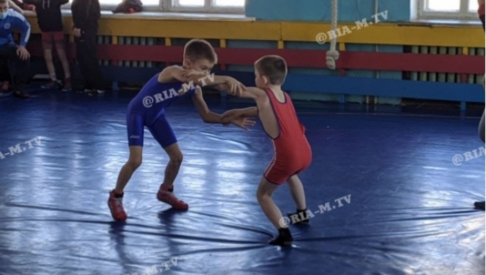 В Мелитополе 150 борцов соревнуются за медали открытого чемпионата