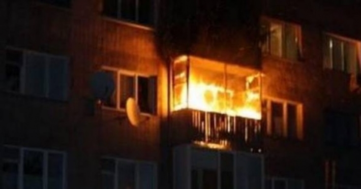 В Запорожье из горящей квартиры на 10 этаже спасли мужчину