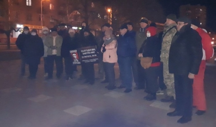 В Мелитополе участники Майдана в защиту Стерненко передали привет Зеленскому (видео)