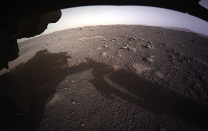 NASA показало панорамный снимок Марса