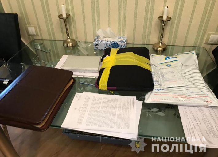 Чиновники департамента инфраструктуры и благоустройства Запорожского горсовета подозреваются в растрате более миллиона гривен
