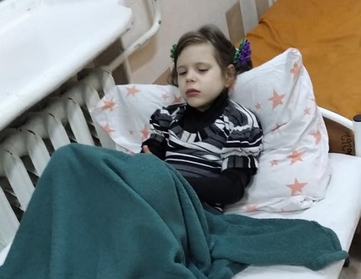 В Мелитополе просят помочь малышке, страдающей эпилепсией
