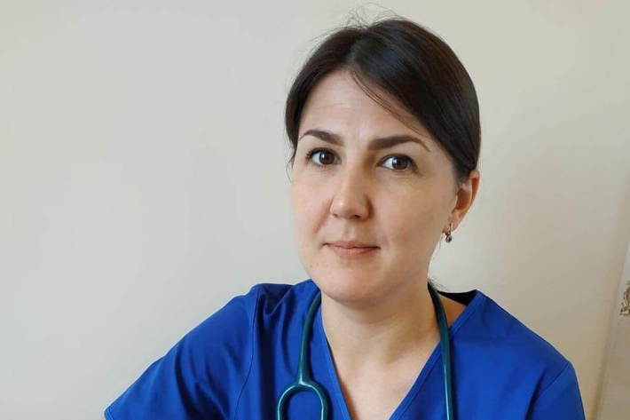 Украина участвует в большом эксперименте по вакцинации от коронавируса и никаких гарантий нет - врач-инфекционист
