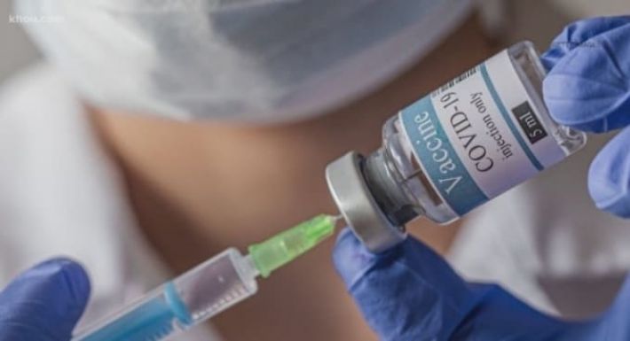 Сколько медиков в Мелитополе записались на прививку от коронавируса