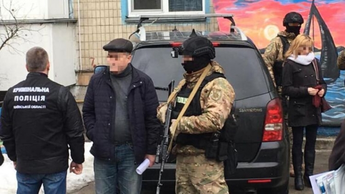 Под Киевом поймали опасного педофила-фотографа: видео признания