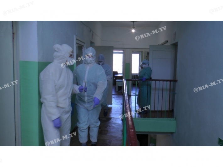 Еще пять человек в Мелитополе попали в больницу с симптомами респираторных инфекций