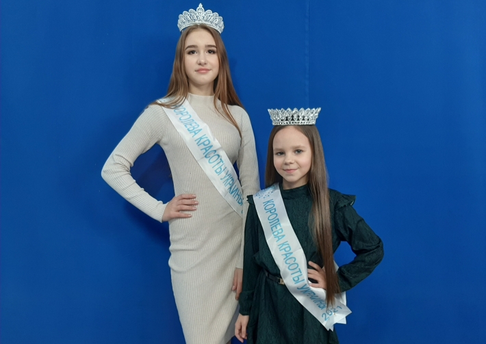 Юные модели из Мелитополя приехали с наградами с конкурса красоты (фото, видео)