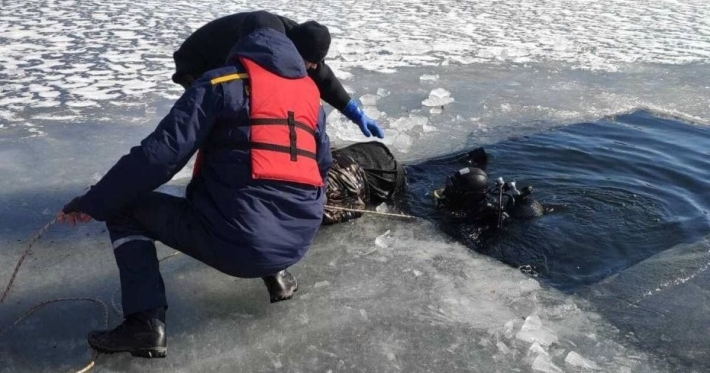 В Киеве в озере Редькино обнаружили тело юноши