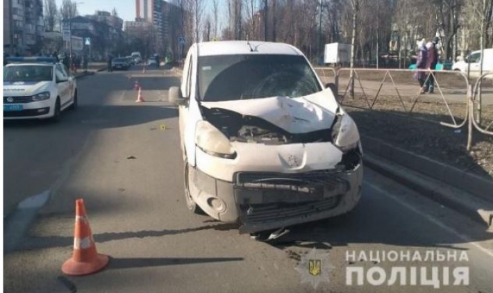 В Киеве легковушка насмерть сбила мужчину