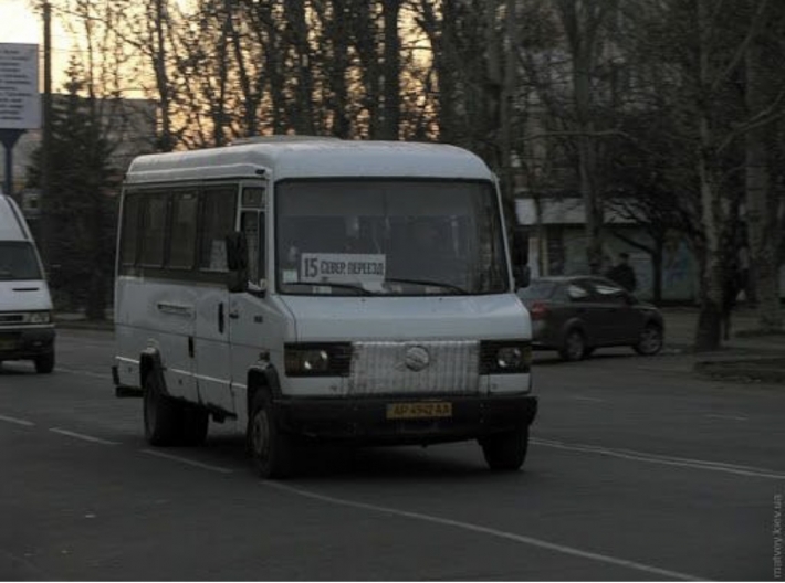 В Мелитополе в маршрутке подростку стало плохо - родители ребенка благодарят пассажирку