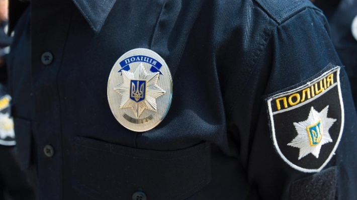 В Харькове поймали мужчину, который убил знакомую в подъезде и сбежал с ее деньгами. 18+