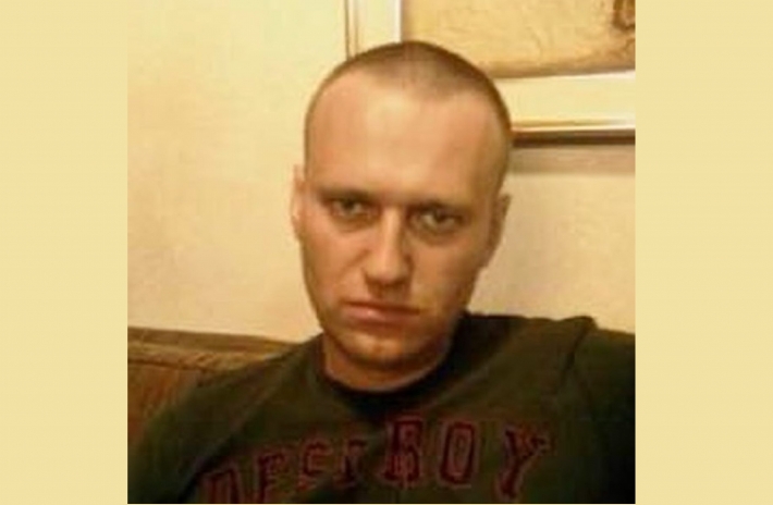 "Настоящий концлагерь в 100 километрах от Москвы", — Навального перевезли в режимную зону и побрили
