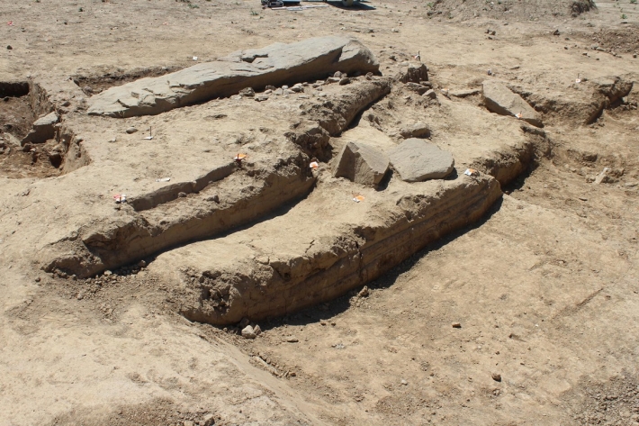 Археологи нашли "французский Стоунхендж": фото загадочного древнего комплекса