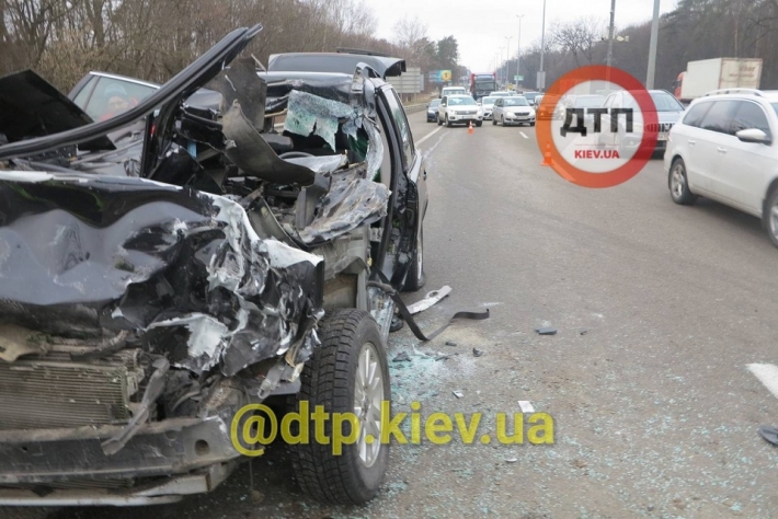 Под Киевом в ДТП погиб водитель самого безопасного авто в мире: фото