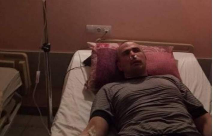 В Одессе зверски избили ветерана АТО - напали впятером на одного: фото и видео