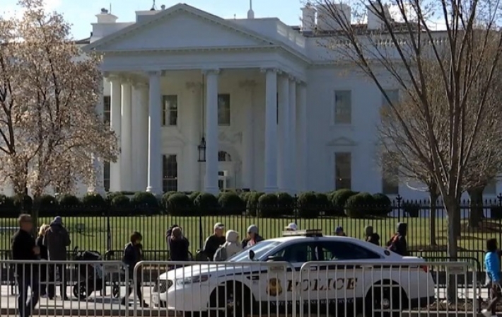 Возле резиденции вице-президента США задержали вооруженного мужчину (видео)