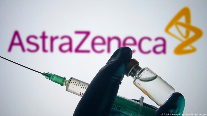 В Германии ученые нашли связь между прививками AstraZeneca и образованием тромбов