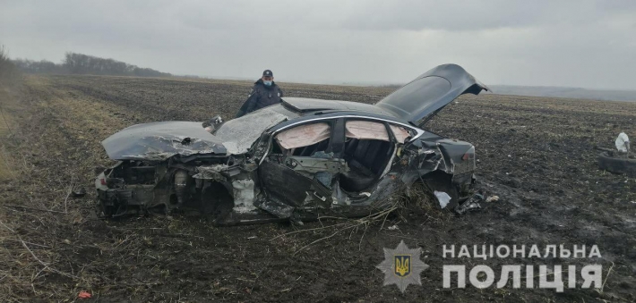 Под Харьковом произошло серьезное ДТП с Tesla: много пострадавших, фото и видео