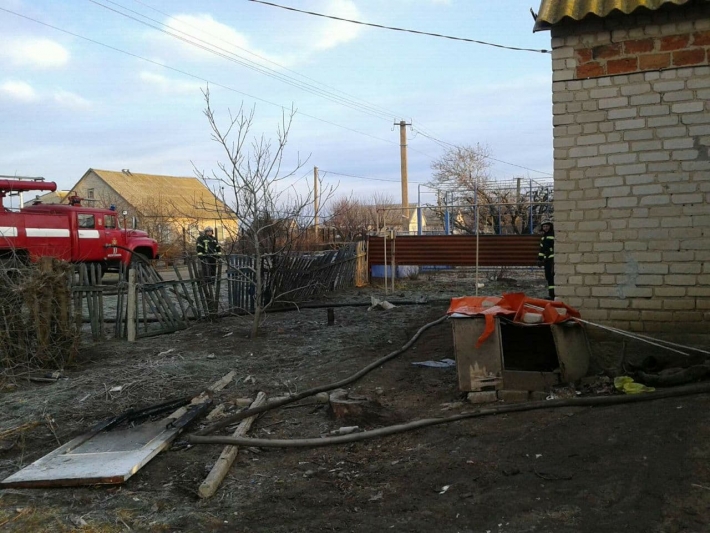 В Мелитопольском районе соседи спасли женщину-инвалида (фото)